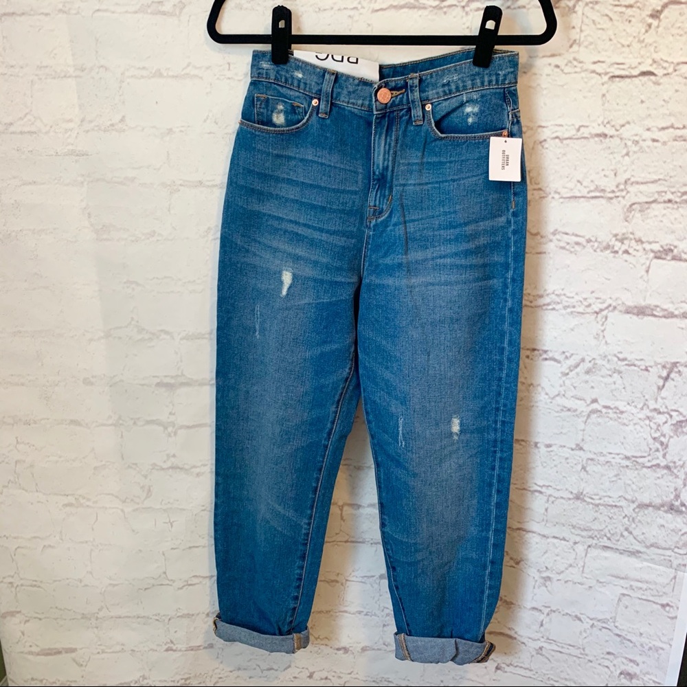 NWT BDG High Rise Mom Blue Jean